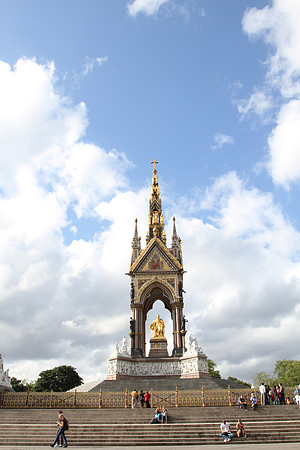 Albert In Gold (2)